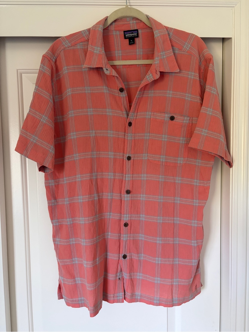 Patagonia 100% Organic Cotton Coral Plaid Short-Sleeve Button-Down Shirt